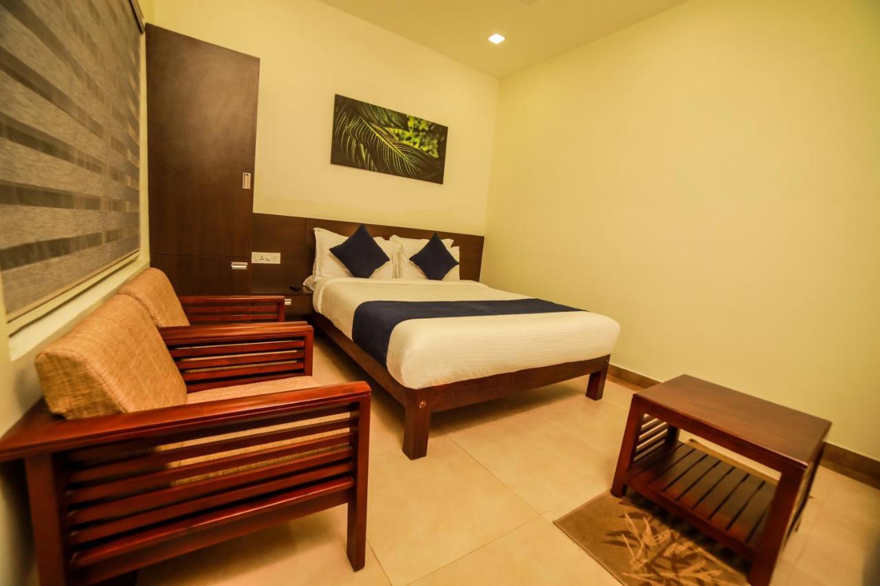 Golden Fern Resort Kanthalloor Экстерьер фото