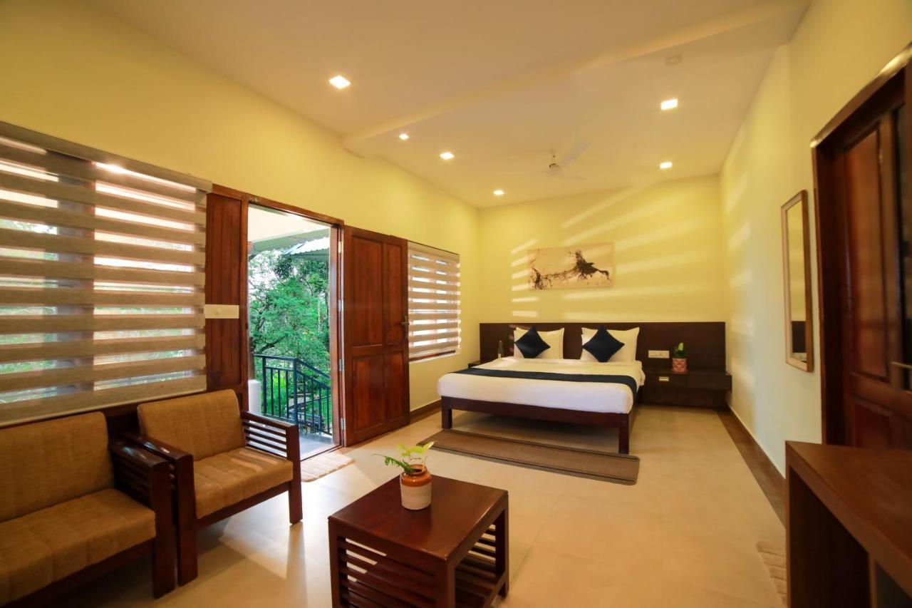 Golden Fern Resort Kanthalloor Экстерьер фото