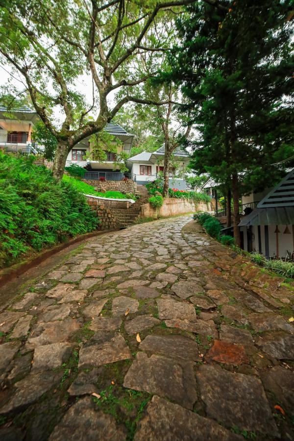 Golden Fern Resort Kanthalloor Экстерьер фото